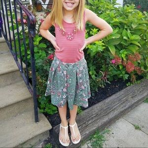 Girls skirt outfit worn once